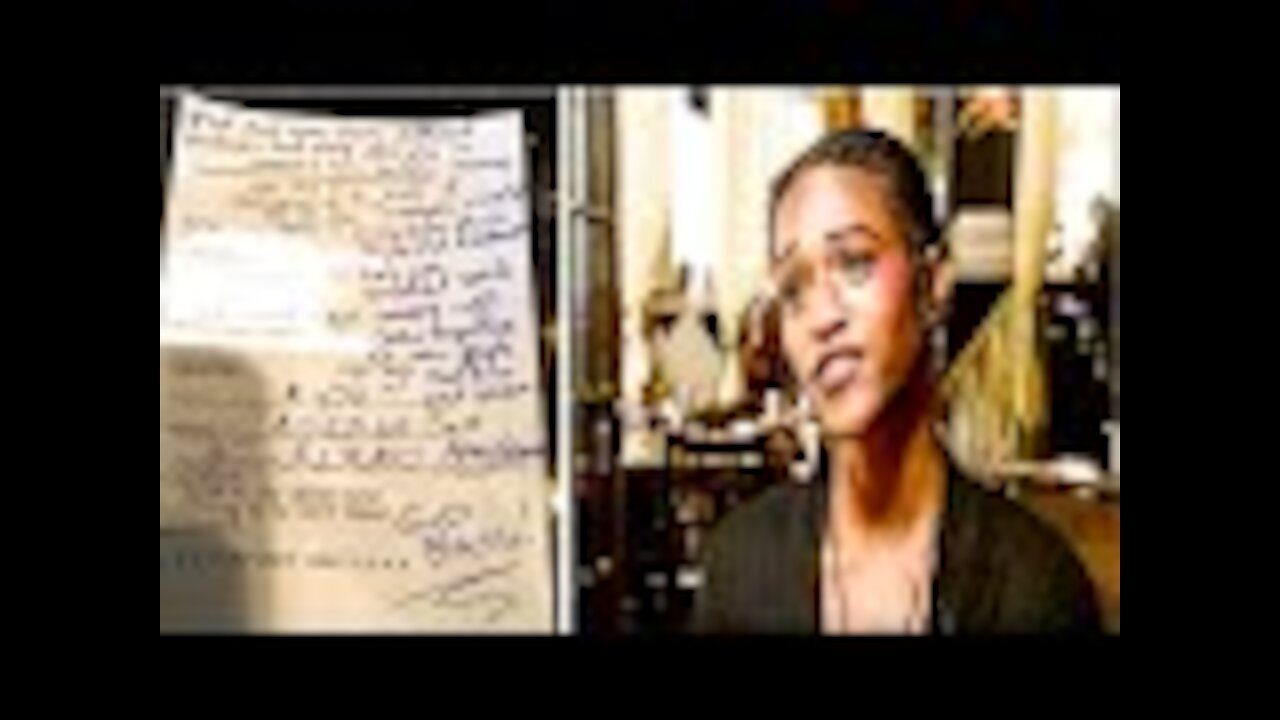 Waitress Has a Bad Feeling Before Serving Men, But Then She Sees The Message Written On The Tab