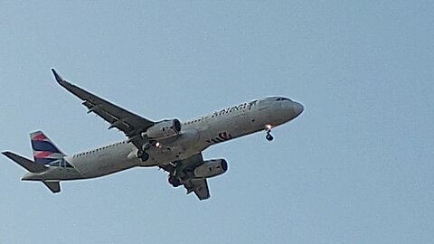 Airbus A321 PT-MXJ coming from Brasília to Fortaleza