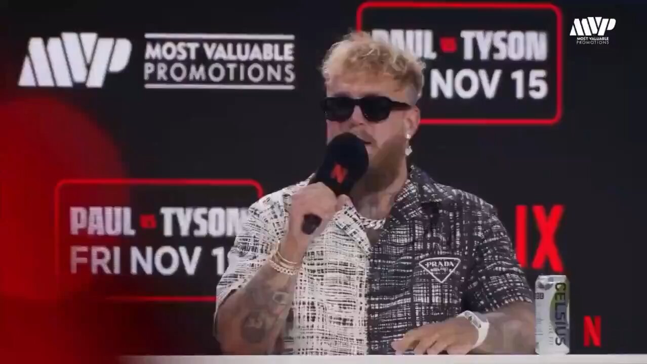 NEW: Boxer Jake Paul Calls NY Crowd “Dumb A**” Democrats After Booing 🥊🤬