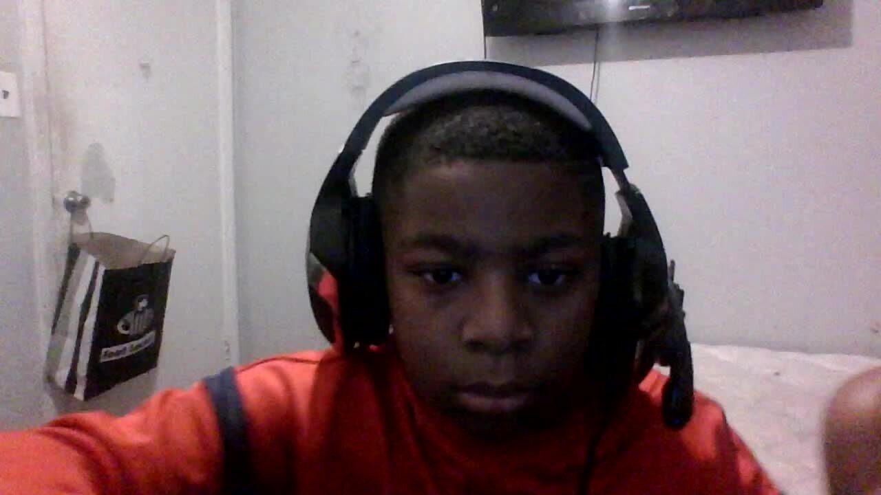 tried to stream on twitch it didn't let me so YouTube I guess