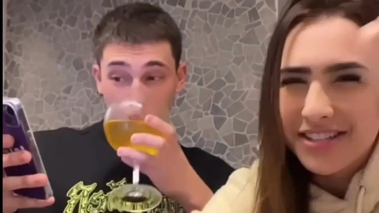 JOGADO QUEM E MAIS PROVÁVEL COM MEU IRMÃO
