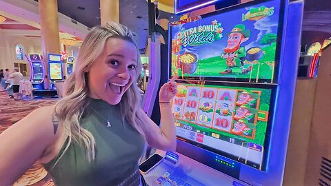 Watch How Lucky This Slot Machine Was To My Wife!