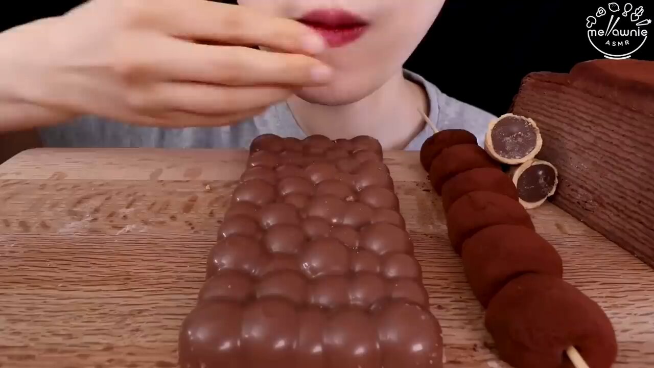 ASMR MUKBANG Chocolate eating 🍫 #asmr #mukbang #korean #chocolate