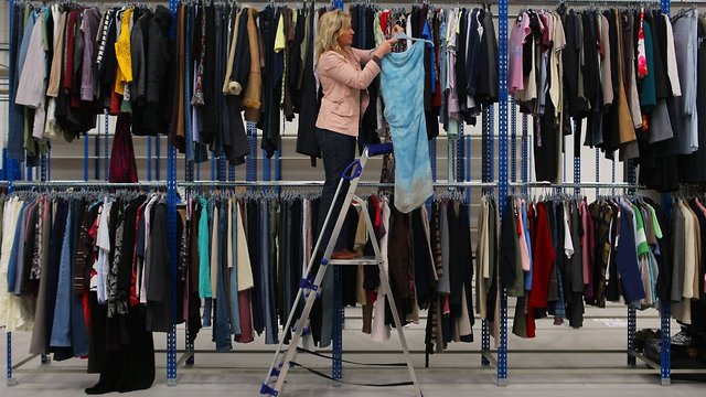 How Fashion Went From Elite to the Streets