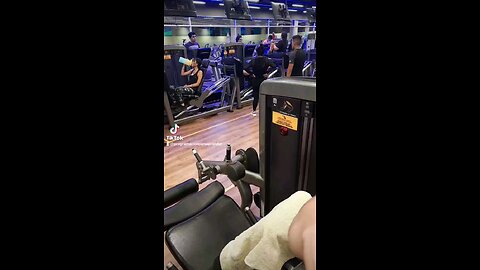 Nice day. Pure legs & unkles & cuadriceps. #luis1_3711 #abs #chest #core #back #arm #triceps #biceps
