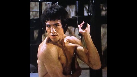 Cross kick Studio Films Bruce Lee Enter the Dragon