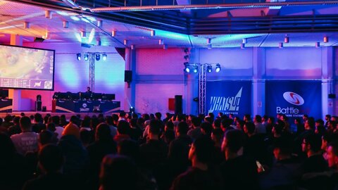 Ελευθερία Αρβανιτάκη - Το ποτήρι σου ψηλά - Στο Κόκκινο 105.5
