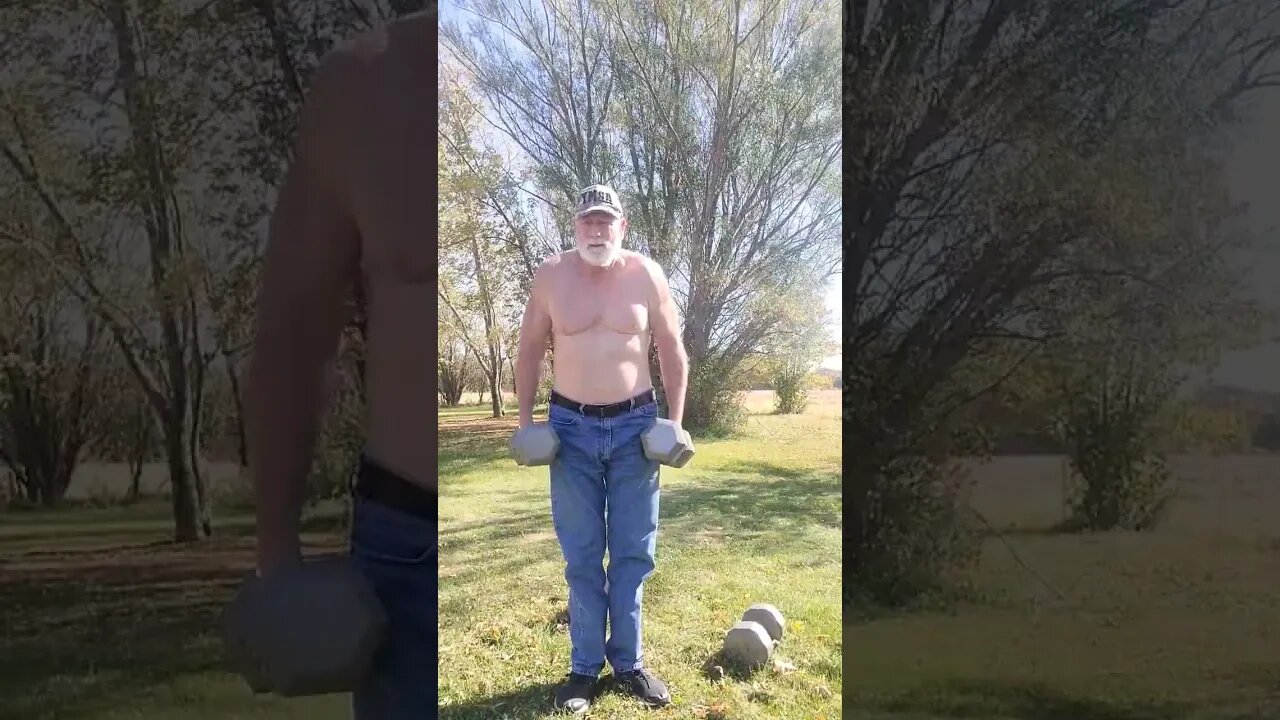 70lbs dumbbells Shrugs, Crazy 🤪 old man