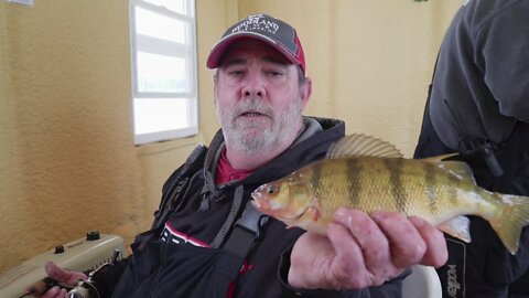 MidWest Outdoors TV #1765 - Devils Lake Perch & Walleye out of Woodland Resort