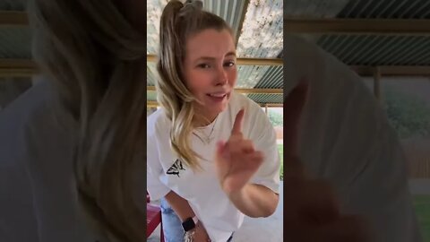 I would Bank with Her lol