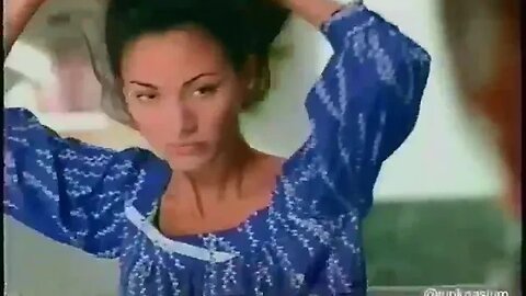 "Funny Cat Fight with Hair Duel Commercial Sunsilk" (Lost Commercial) 2007