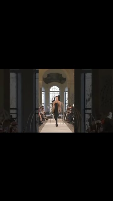 Mariacarlaboscono in Schiaparelli Spring/Summer 2022 HauteCouture FashionShow