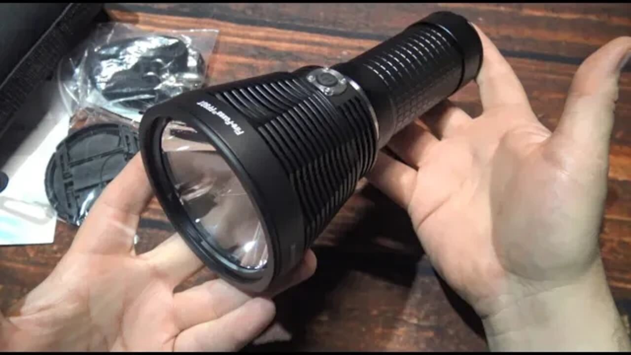 Fire-Foxes FF5GT HID Flashlight Review!