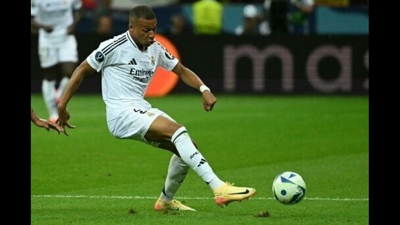 Mbappe and Vinicius ⚽ 🦶