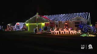 Stuart couple helps keep Christmas tradition alive