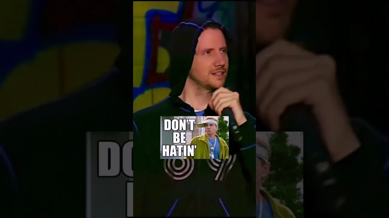 Comedian Makes Whole Table Walk Out