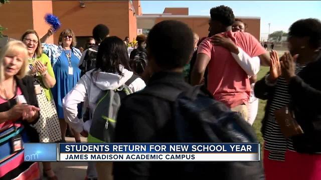 Early start for some Milwaukee Public school students