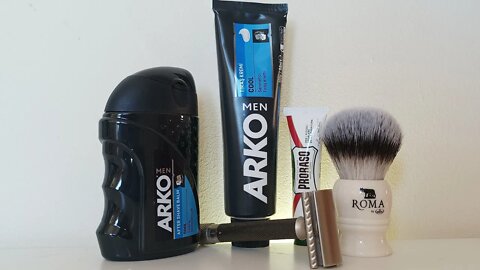 Arko Cool Blue Cream & Balm Shave, small accident that Proraso healing gel took care of...