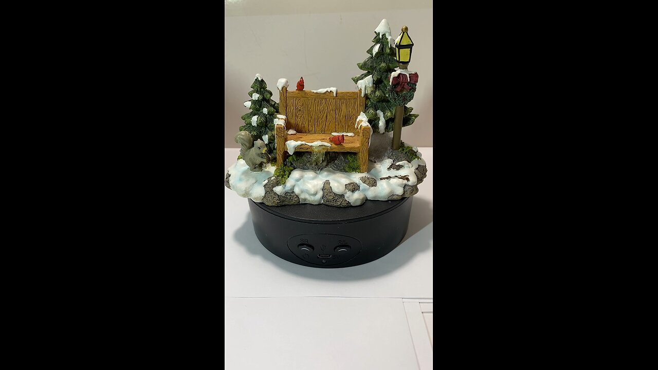 Mini-Vlog: Stop & Shop! Department 56 - Christmas Village "Mill Creek Park Bench"