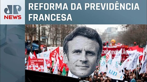 Franceses protestam e falam em decapitar o presidente Emmanuel Macron