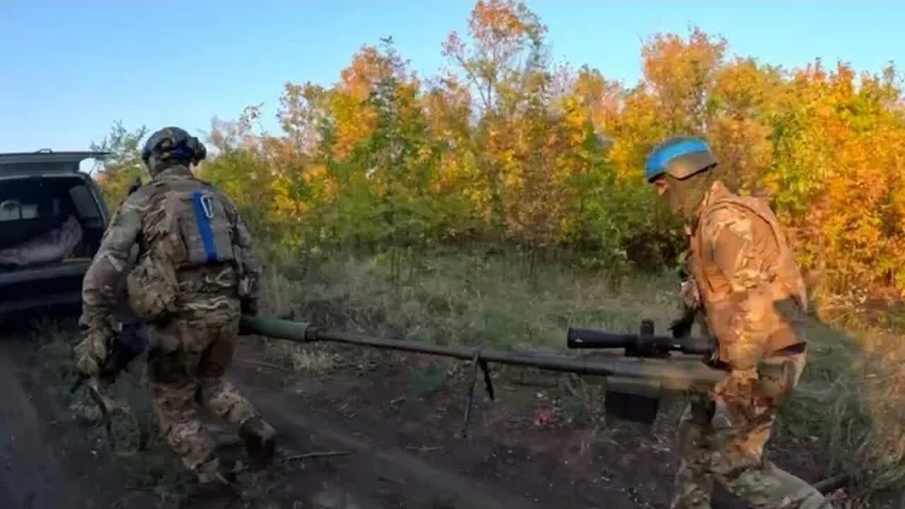 Ukraine soldier "hunting" Russians with Snipex Alligator sniper rifle in Bakhmut