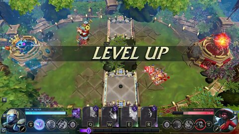 Minion Masters King puff