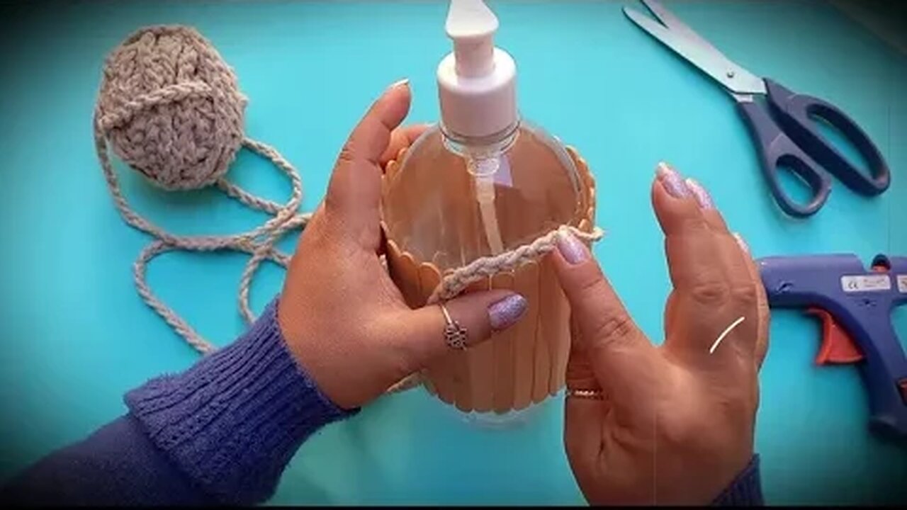 RECICLAGEM DE FRASCO DE SABONETE LÍQUIDO/DIY/liquid soap holder/NO DECEPTION