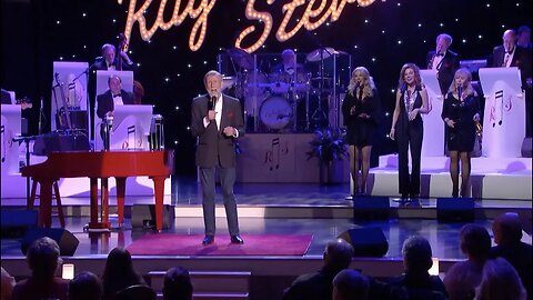 Ray Stevens - "Strangers In The Night" (Live at the CabaRay)