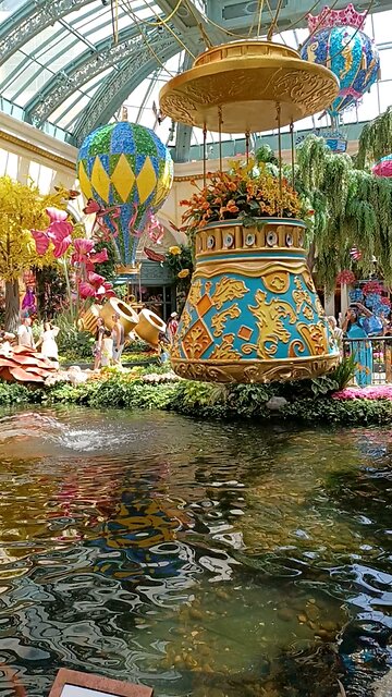 BELLAGIO HARVEST DISPLAY