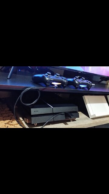 Vídeo demonstrando o meu PS4 pro rapaz que iria comprar ele. #brasil #ps4 #vendas #despedida