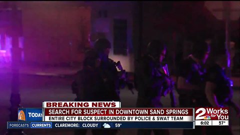 Standoff in Sand Springs after suspect breaks into pawn shop