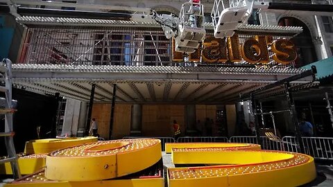 McDonald’s на Таймс Сквер превратят в большой центр содержания мигрантов