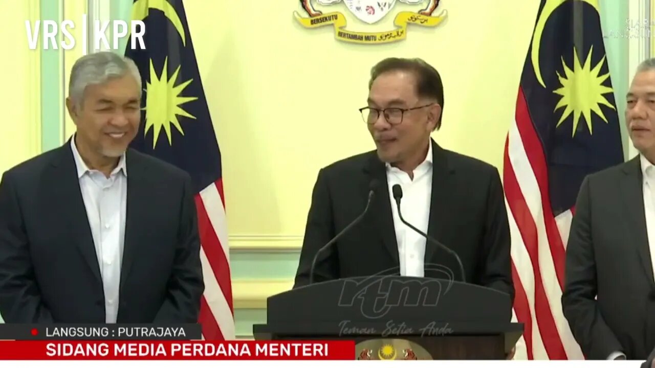 Sidang Media Anwar Ibrahim PM - 10