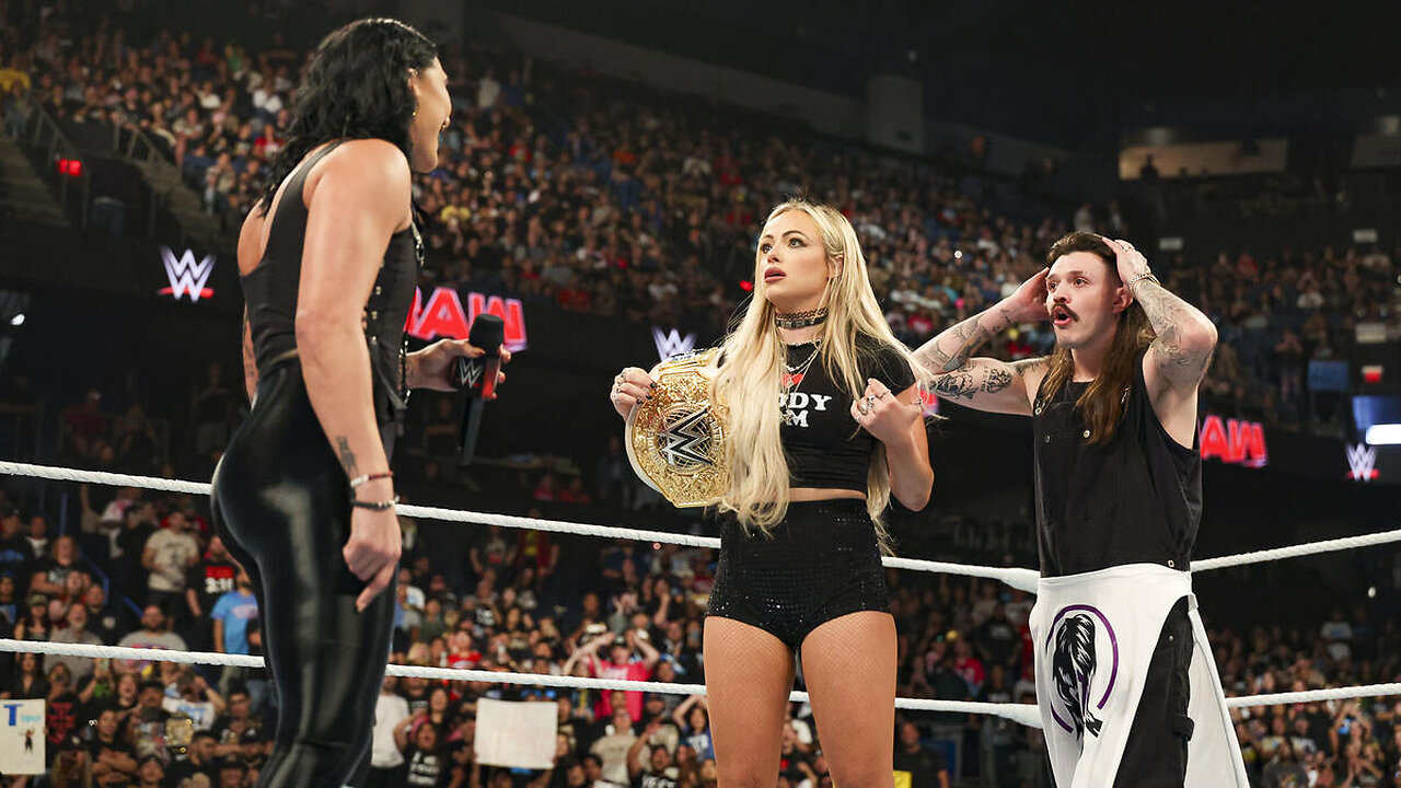 Dominik Mysterio & Liv Morgan Kick Off RAW With Explosive Trash Talk! #shorts