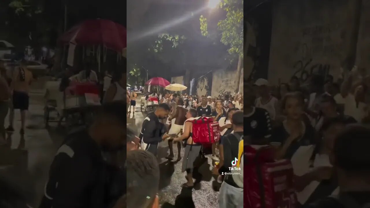 Entregador comemorando a vitória do Vasco na Barreira