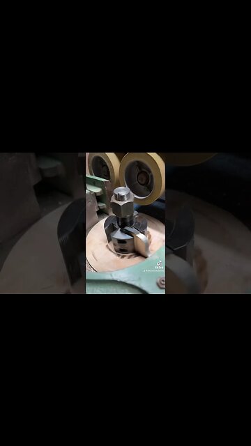 This is a scary blade #shorts #woodworking #diy #handmade #shortvideo #woodturning #craft #lathe
