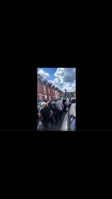 'Welcome to Britain! Our Ancestors Didn’t Fight 2 World Wars for their Descendants to be Replaced in Their Own Country!'