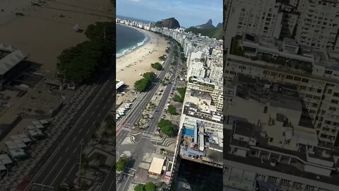 Praia de Copacabana vista de cima! #curiosidades #praia #shorts