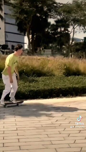 Bro super lit with it 🛹