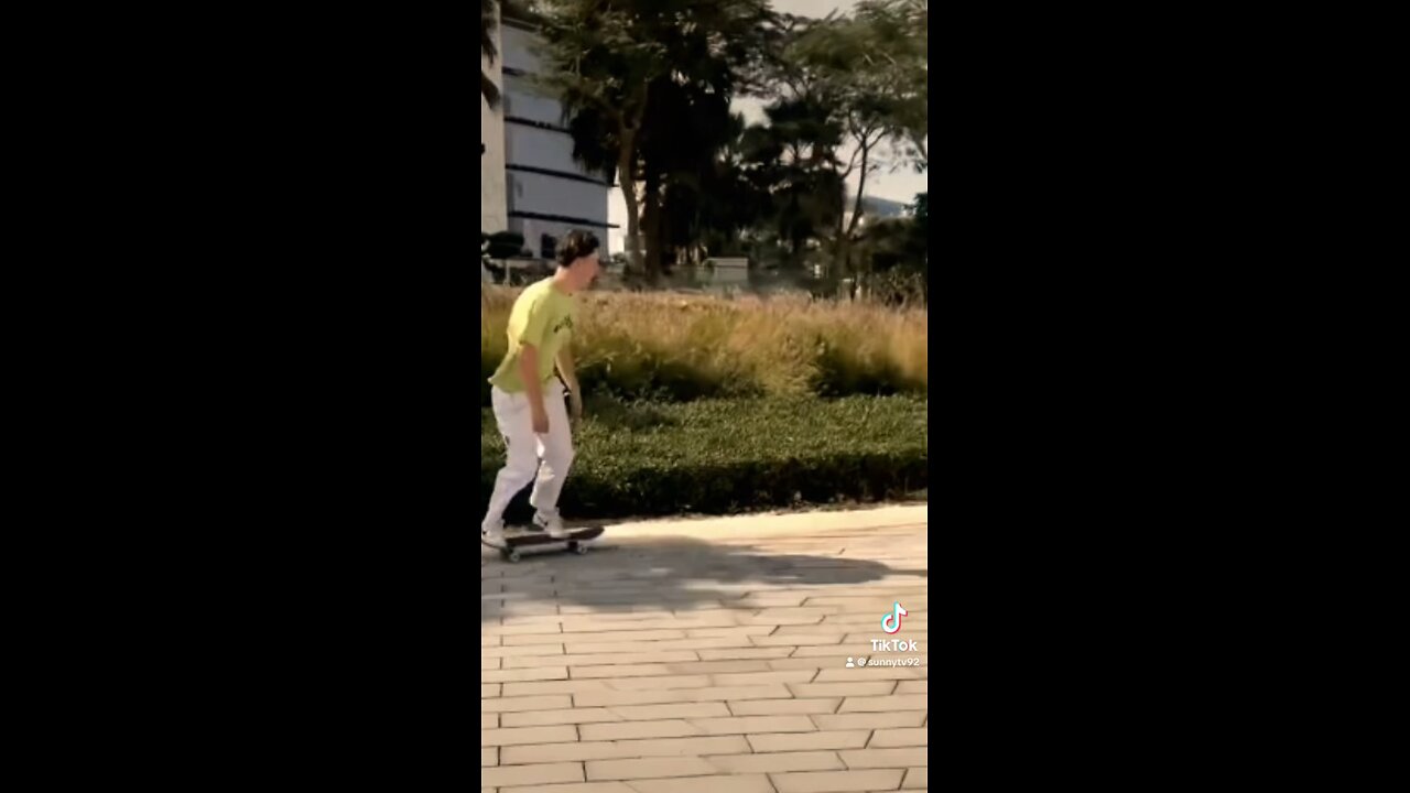 Bro super lit with it 🛹