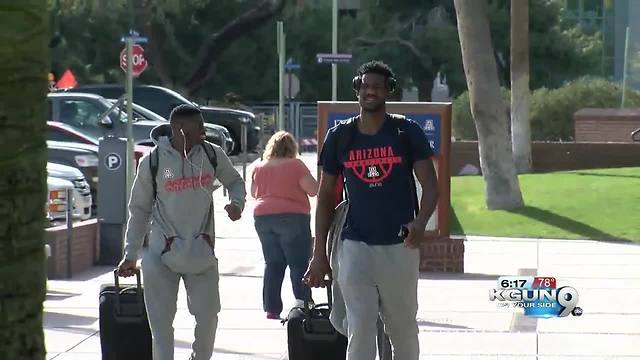 Arizona's DeAndre Ayton a finalist for Naismith Award