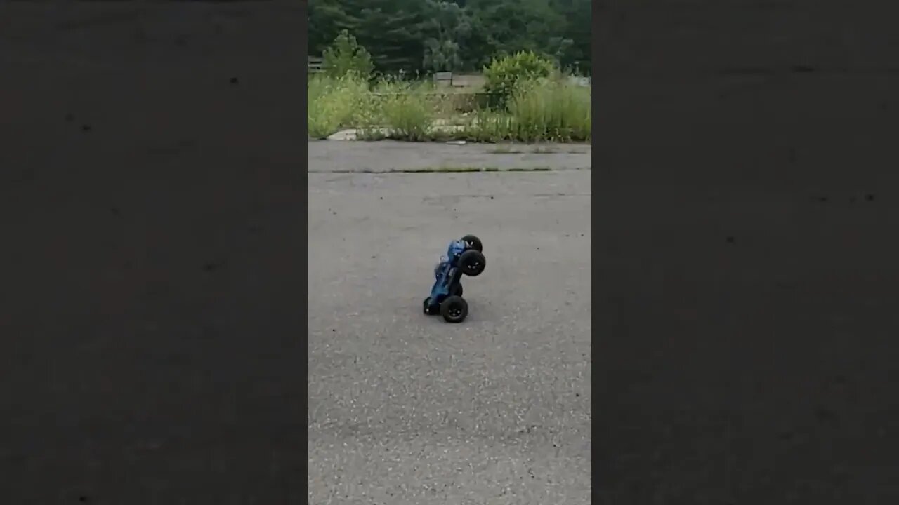 Busting Wheelies All Over Your A** 🔥🔥 #arrmaoutcast