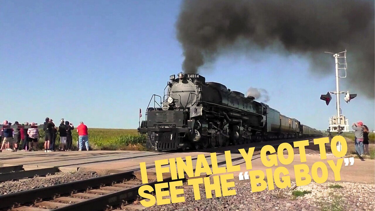 I FINALLY GOT TO SEE UNION PACIFIC 4014 (Big Boy) at Clarks Crossing, east of Rochelle Illinois!