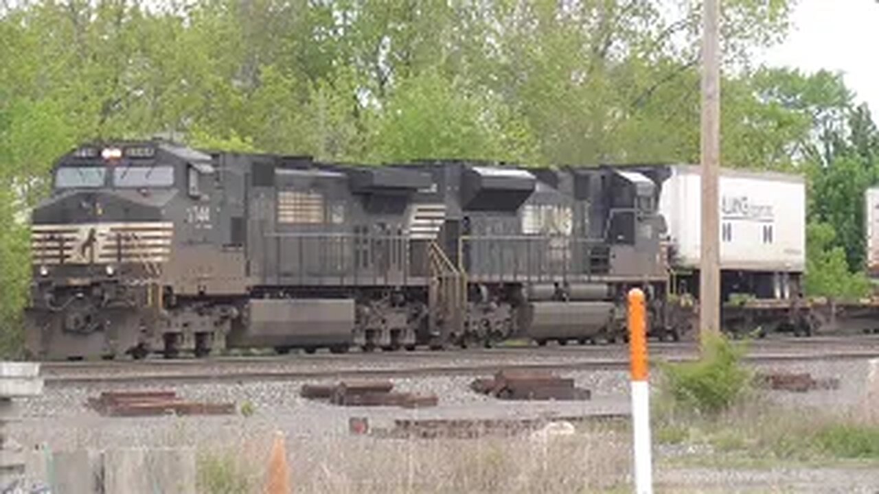 Norfolk Southern Intermodal Train from Berea, Ohio May 4, 2024