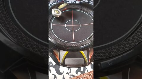 o fafnir até que tentou #batalhadebeyblade #beyblade #beybladeburst