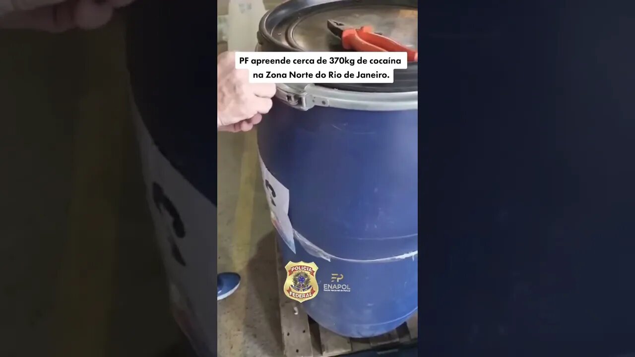 PF apreende cerca de 370kg de cocaína na Zona Norte do Rio de Janeiro.