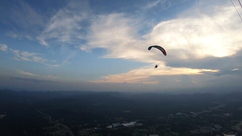 Rogue paramotor LZ hunting...