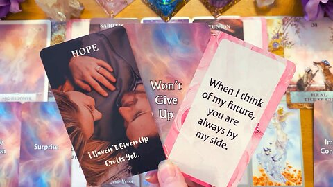 THEY REFUSE TO ACCEPT THAT IT'S OVER & HOLD ON TO HOPE 💐 (COLLECTIVE LOVE READING) 💗