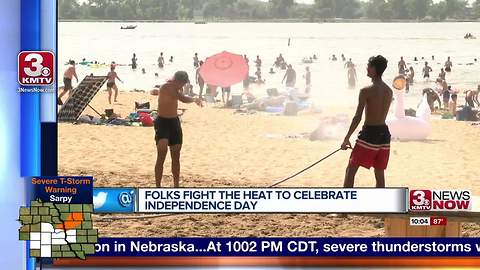 Folks fight heat to celebrate 4th of July