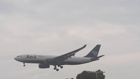 Airbus A330 PR-AIW na aproximação final antes de pousar em Manaus vindo de Campinas(01/08/2021)